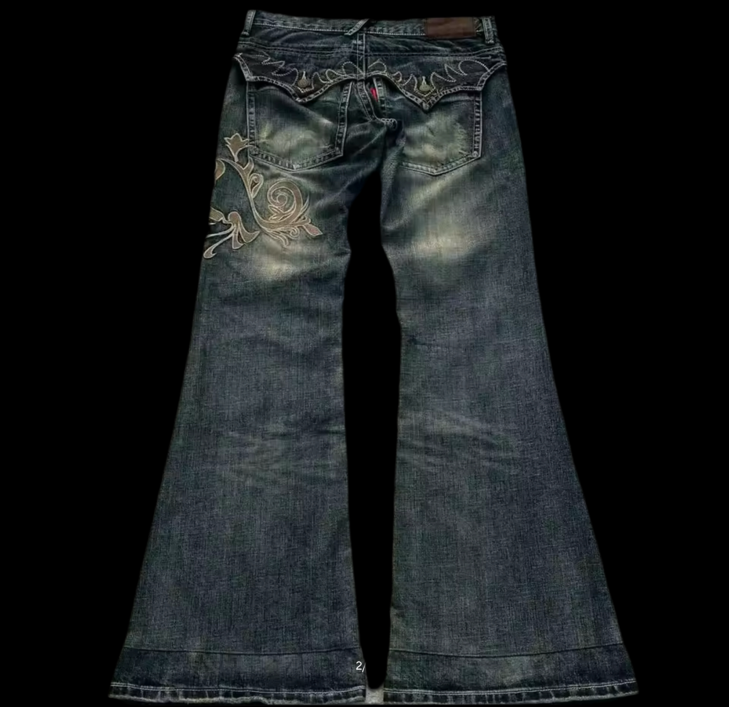 GRAPHIC FLARED DENIM