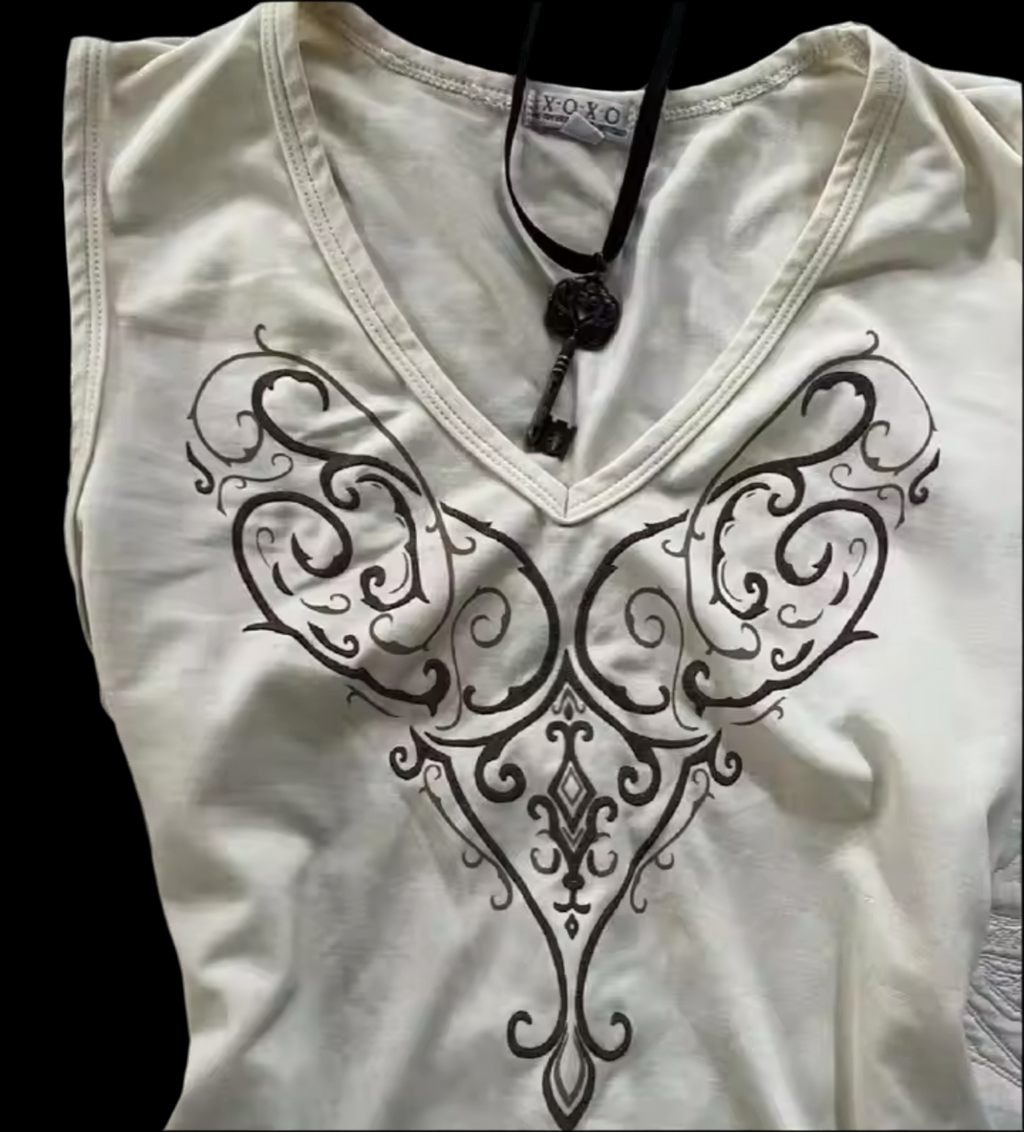 HEART THORNS TOP