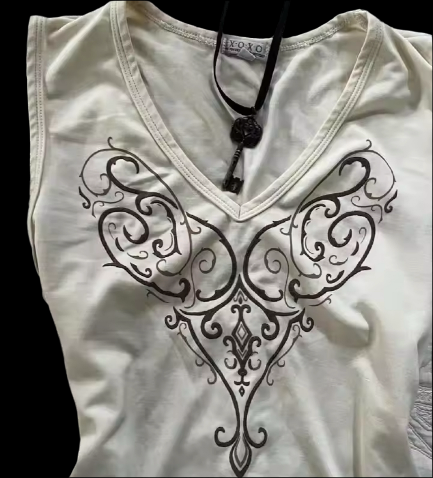 HEART THORNS TOP