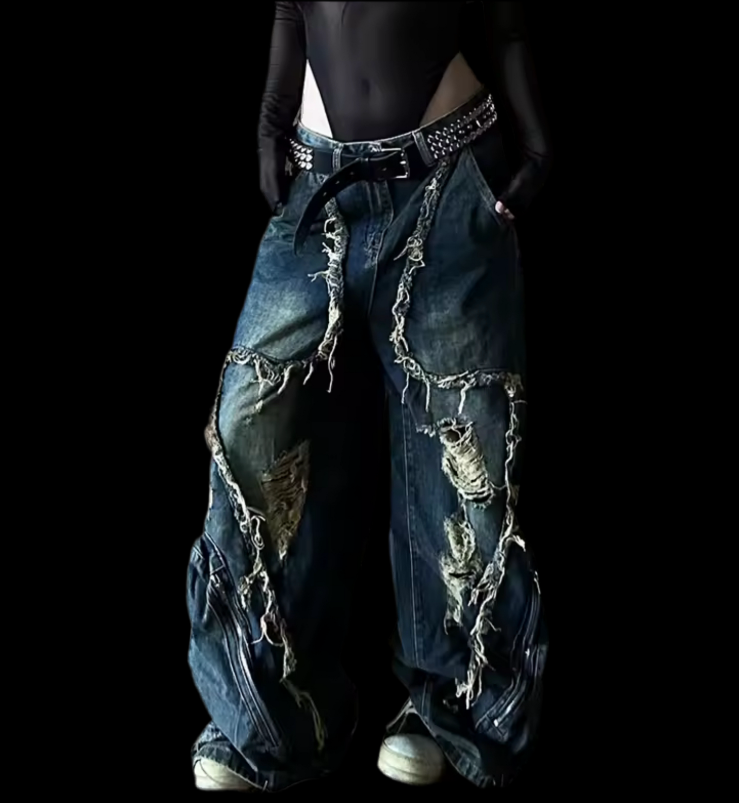SHREDDED DENIM JEANS